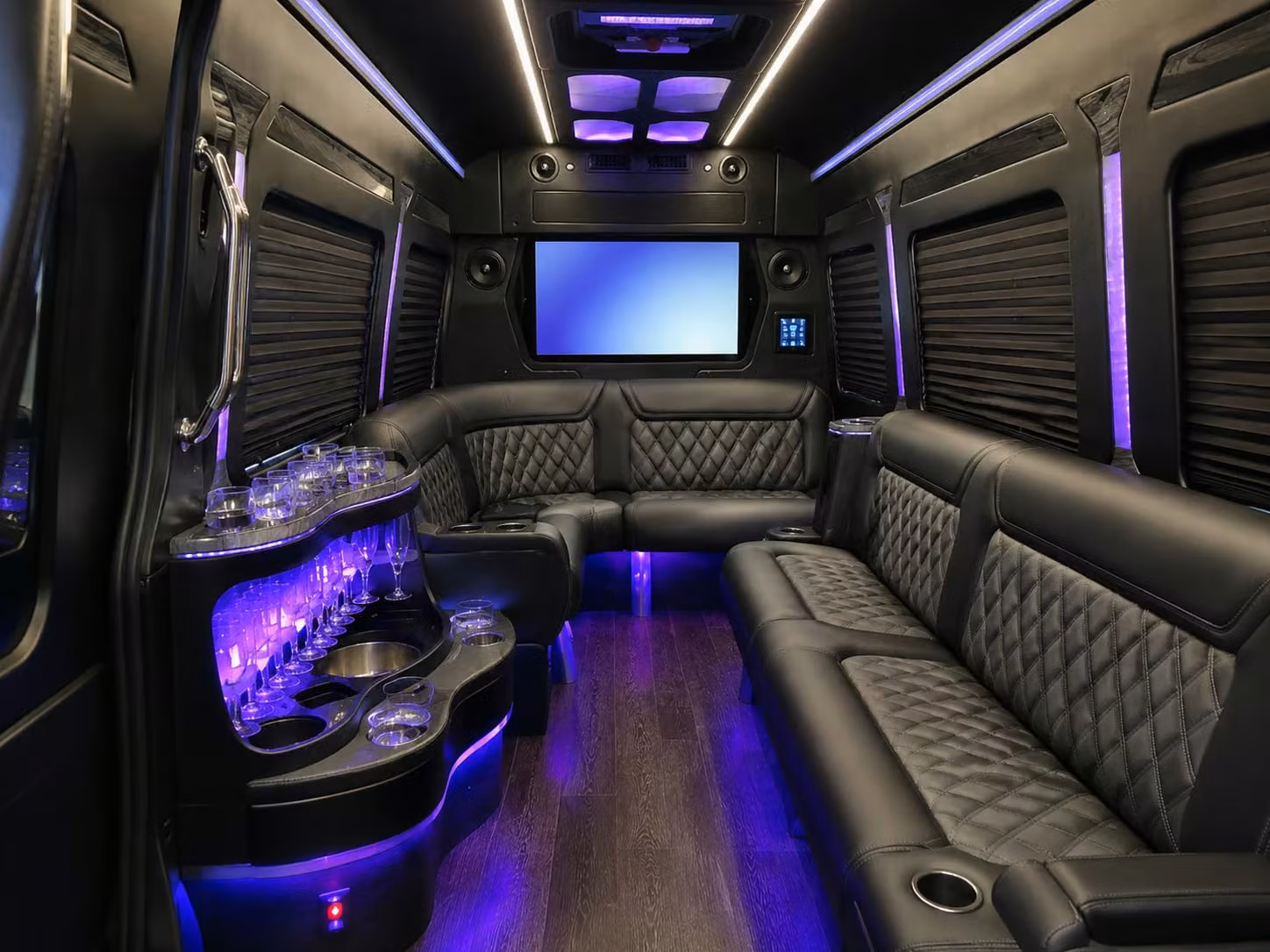 downey corporate shuttle services for trade shows industry expos and off site meetings