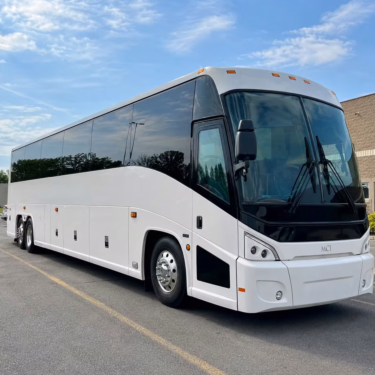 sunday morning shuttles that keep your congregation arriving together and on time